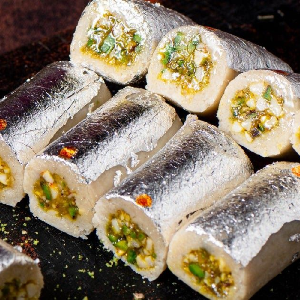 kaju pistha roll ( cashew pistha roll)